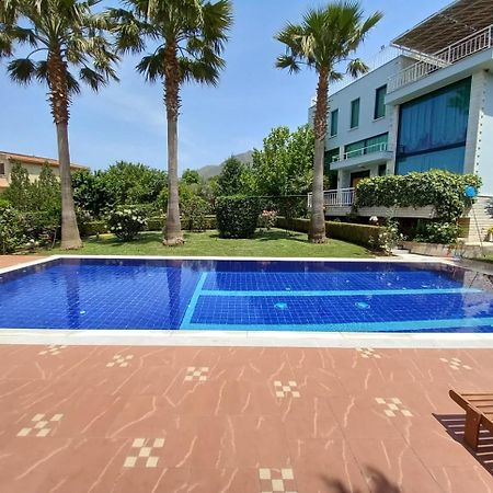 Family Beach Swimming Pool Villa Luanit Tragjas ภายนอก รูปภาพ